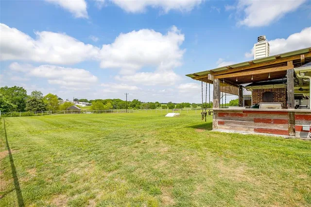 $565,000 | 203 Cr 4221 Decatur Tx 76234, Decatur, TX 76234