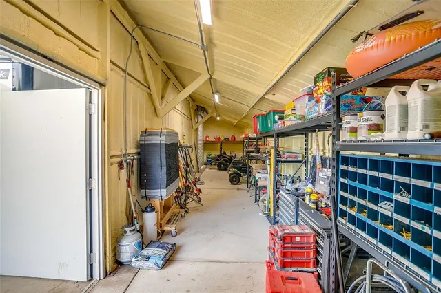 $565,000 | 203 Cr 4221 Decatur Tx 76234, Decatur, TX 76234