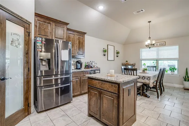 $565,000 | 203 Cr 4221 Decatur Tx 76234, Decatur, TX 76234