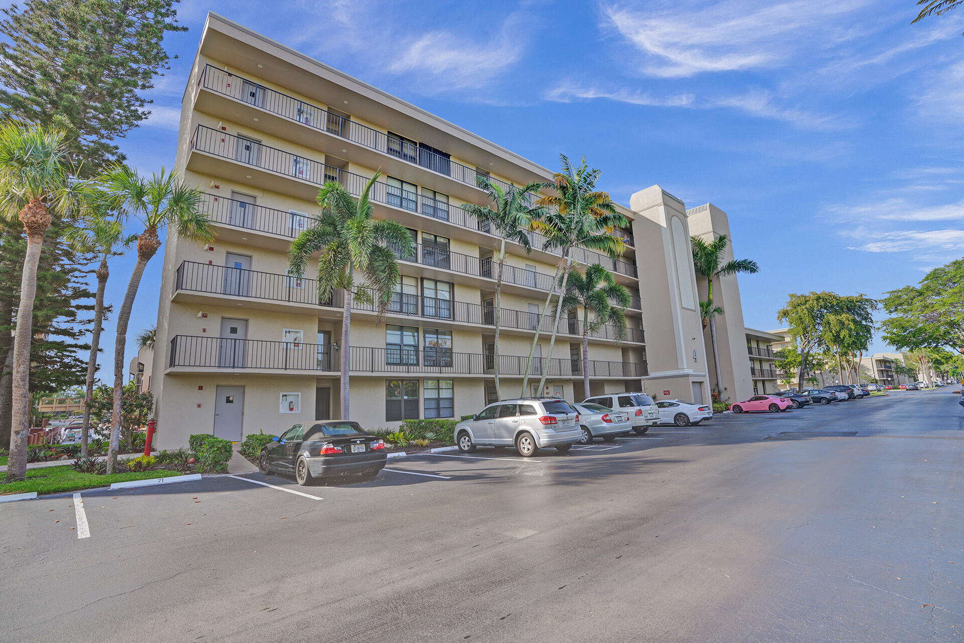 4 Royal Palm Way, Unit 308 Boca Raton, FL 33432 - Photo 9 of 32 DSC08356