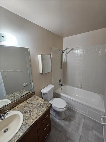 a view of a yard with plants