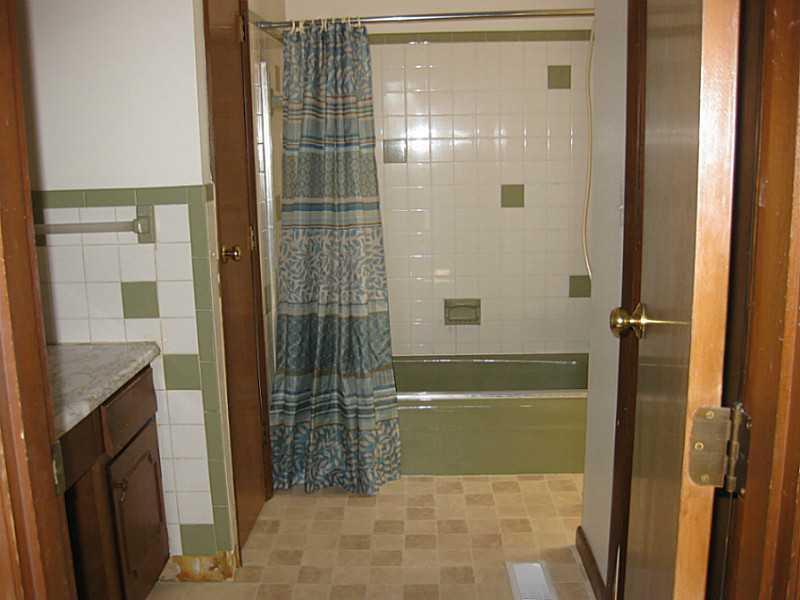1670 Surrey Road Troy, OH 45373 - Photo 16 of 18 Gallery Image 16