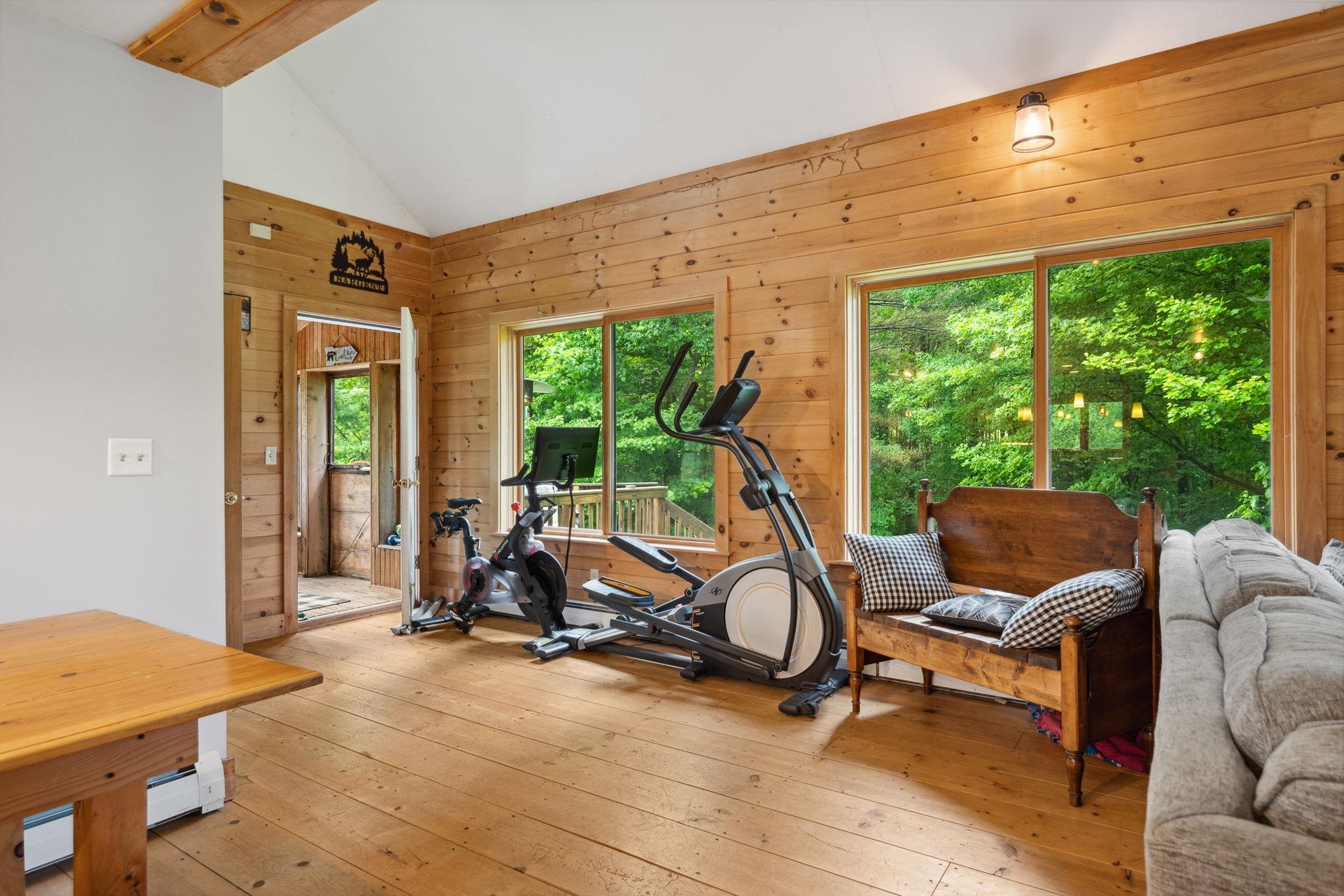 1681 Hallstrom Road Northfield, VT 05663 - Photo 11 of 52