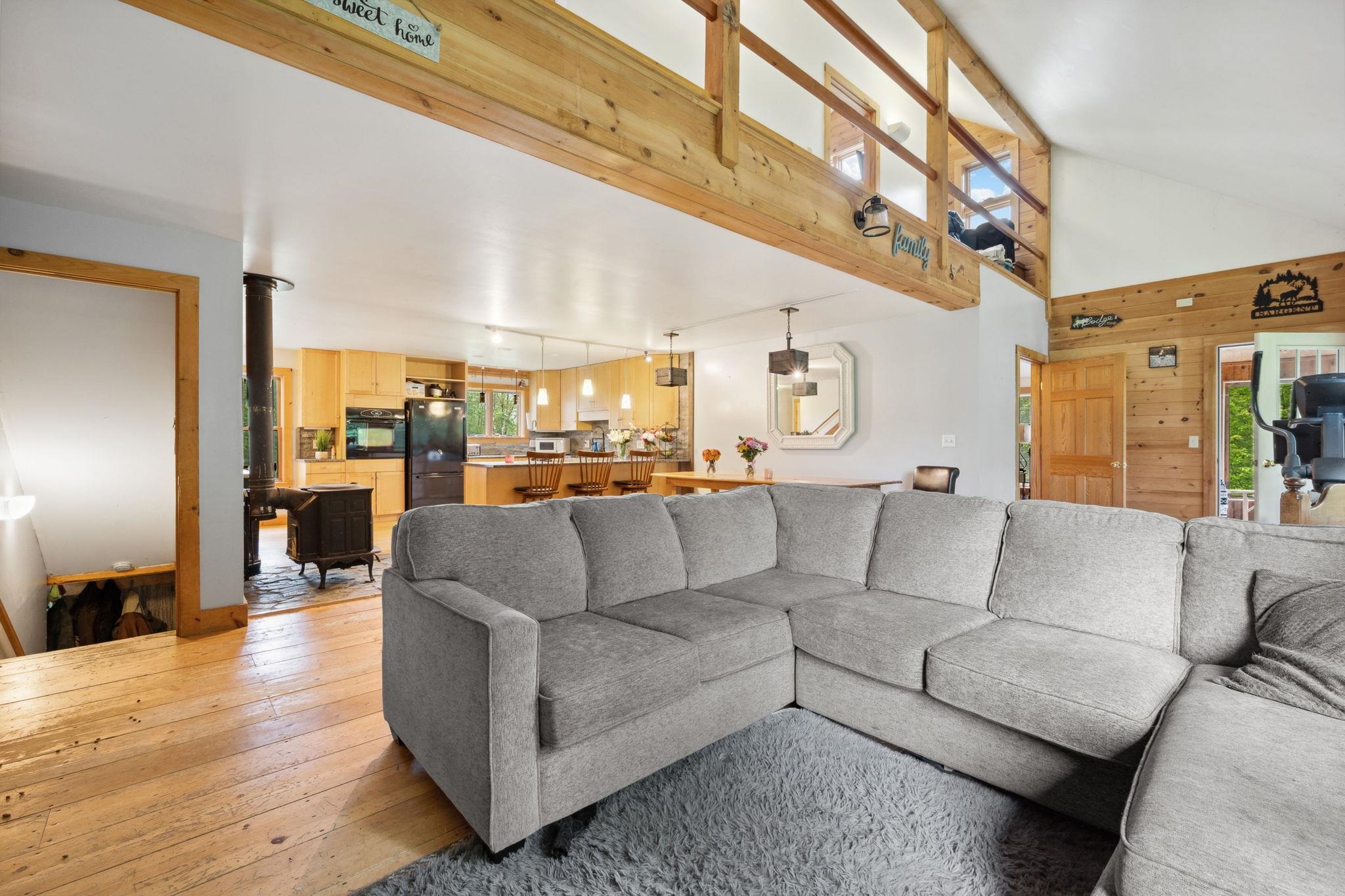 1681 Hallstrom Road Northfield, VT 05663 - Photo 5 of 52