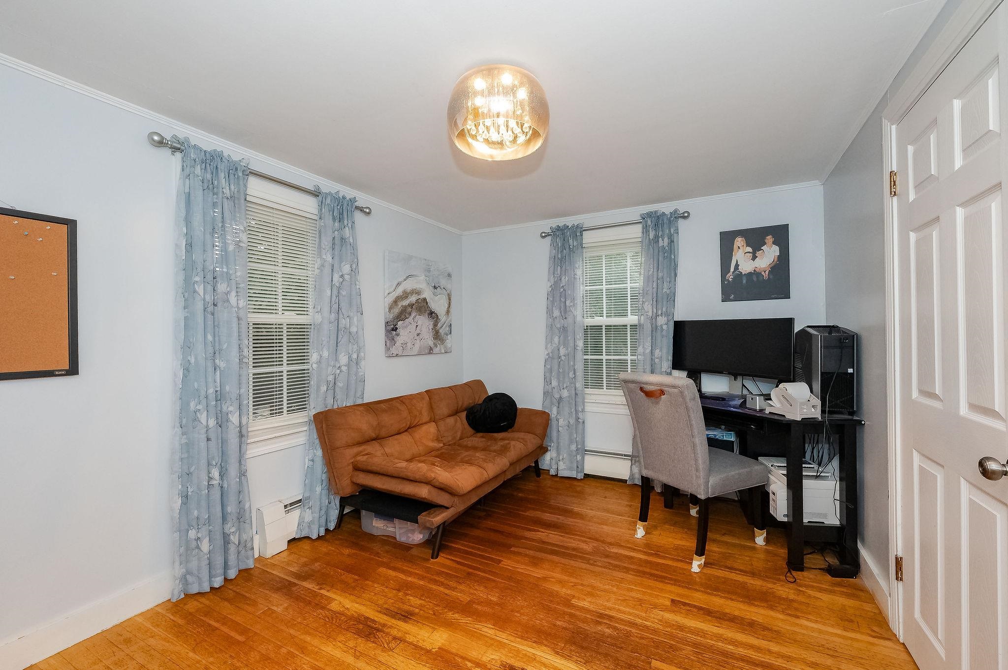 38 Jenness Street Rochester, NH 03867 - Photo 17 of 36