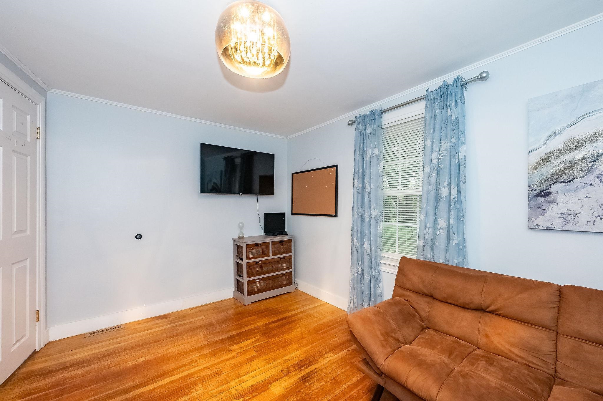 38 Jenness Street Rochester, NH 03867 - Photo 19 of 36