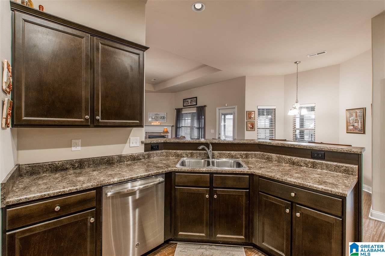896 Barkley Drive Alabaster, AL 35007 - Photo 14 of 38