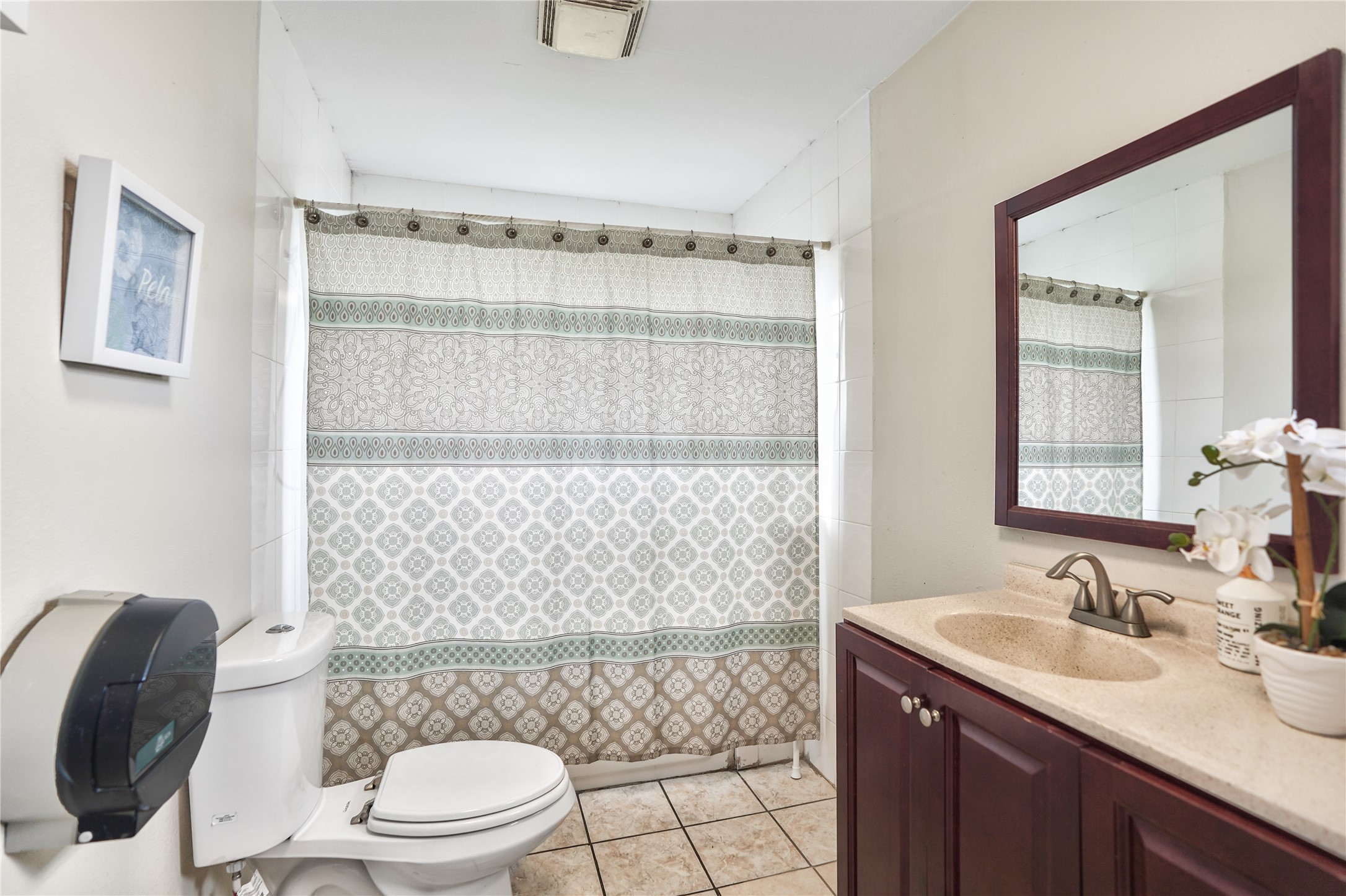 13301-13309 Reeveston Road Houston, TX 77039 - Photo 35 of 35 a bathroom with a sink a toilet and shower