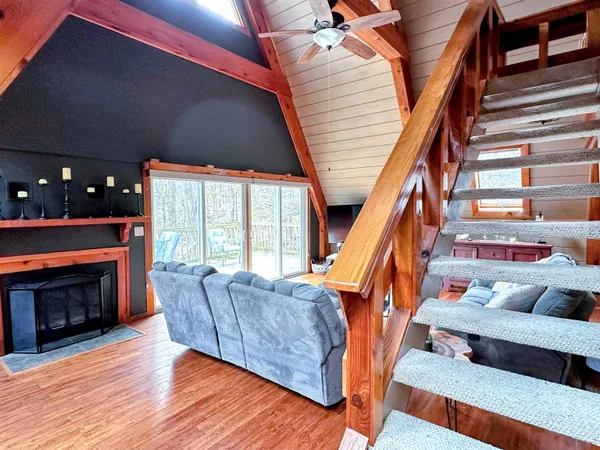 $319,000 | 1002 Tanglewood Drive, McGregor, IA 52157