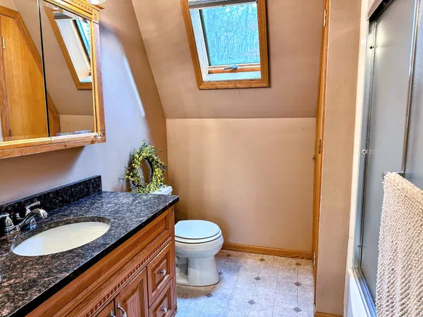 $319,000 | 1002 Tanglewood Drive, McGregor, IA 52157