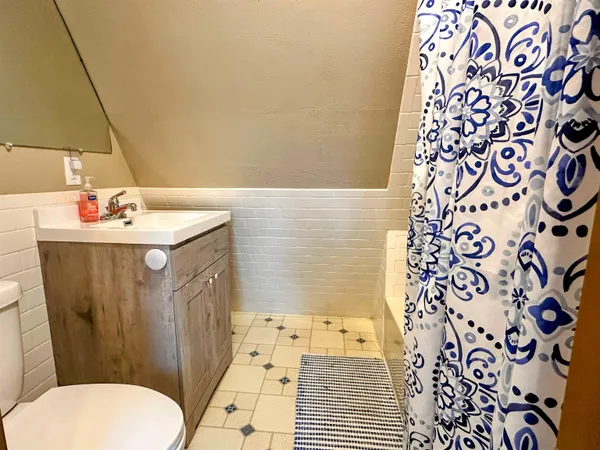 $319,000 | 1002 Tanglewood Drive, McGregor, IA 52157