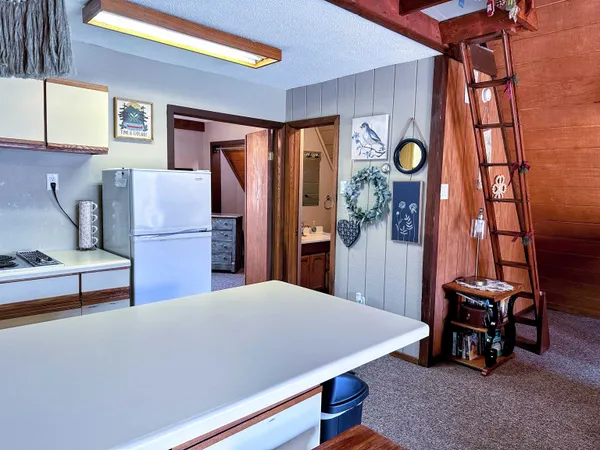 $319,000 | 1002 Tanglewood Drive, McGregor, IA 52157