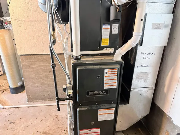 $319,000 | 1002 Tanglewood Drive, McGregor, IA 52157