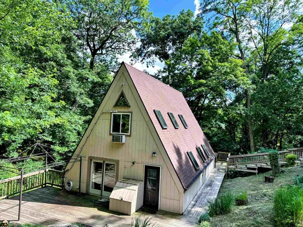 $319,000 | 1002 Tanglewood Drive, McGregor, IA 52157