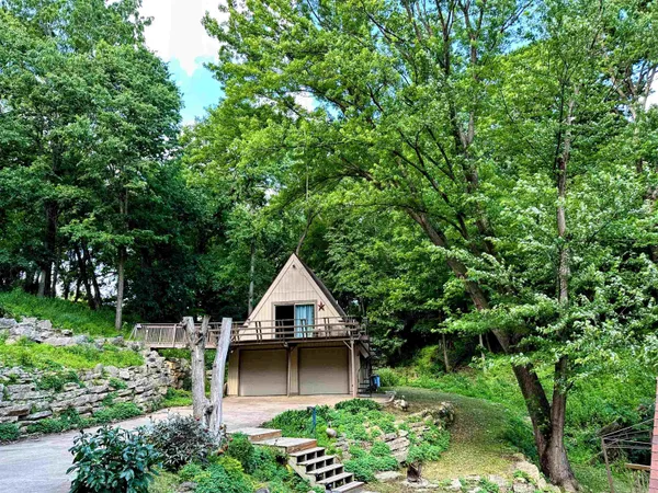 $319,000 | 1002 Tanglewood Drive, McGregor, IA 52157