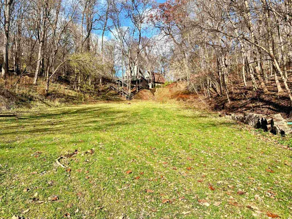 $319,000 | 1002 Tanglewood Drive, McGregor, IA 52157