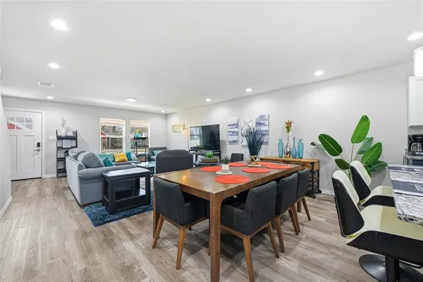 $2,050 | 933 River Road, Fort Worth, TX 76114