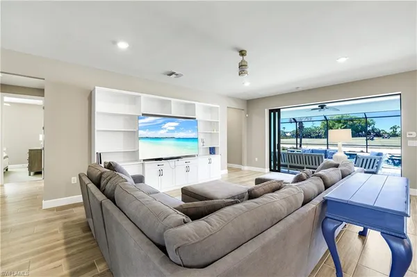 $1,595,000 | 9373 Surfbird Court, Naples, FL 34120