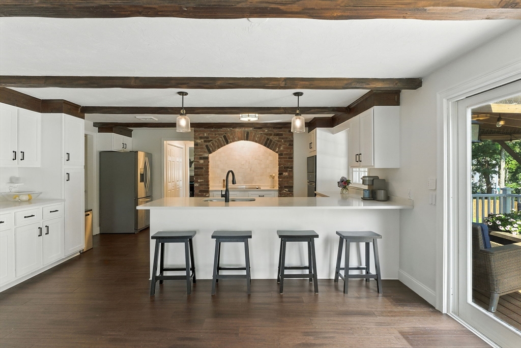 351 Farm Road Marlborough, MA 01752 - Photo 11 of 42