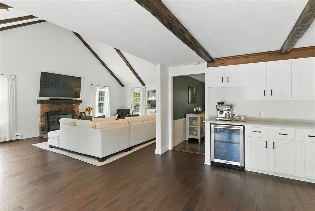 351 Farm Road Marlborough, MA 01752 - Photo 16 of 42