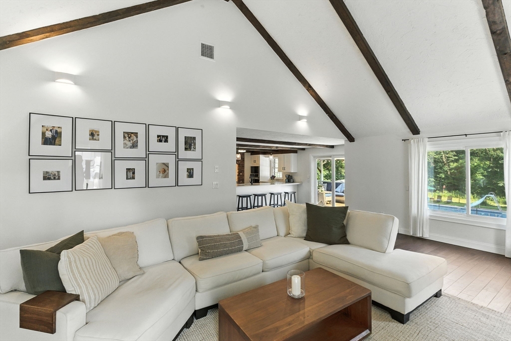 351 Farm Road Marlborough, MA 01752 - Photo 17 of 42