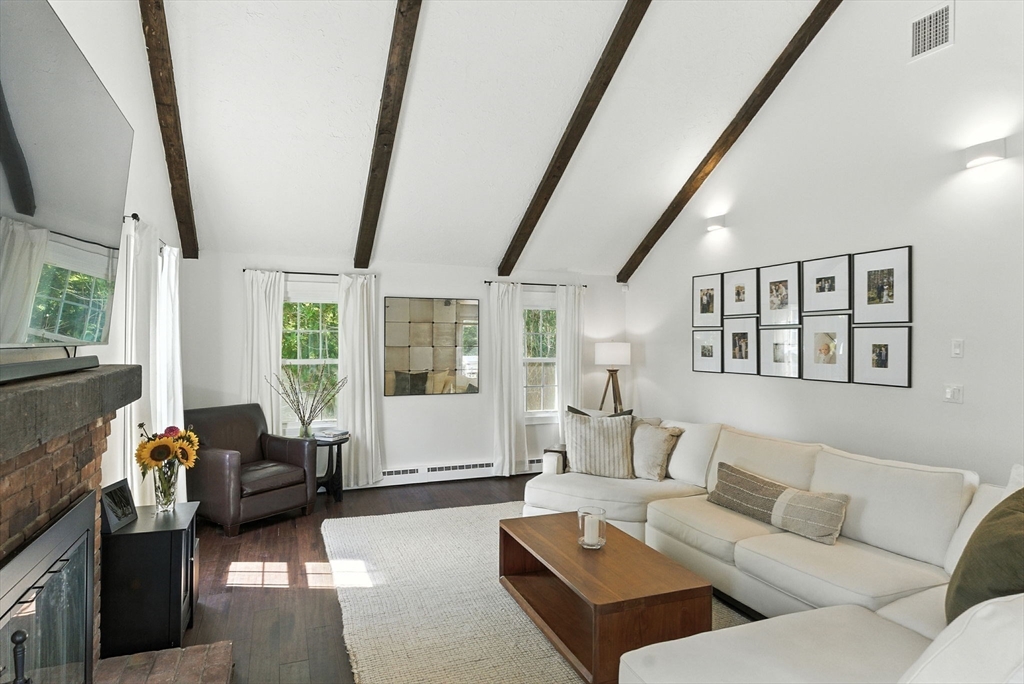 351 Farm Road Marlborough, MA 01752 - Photo 18 of 42