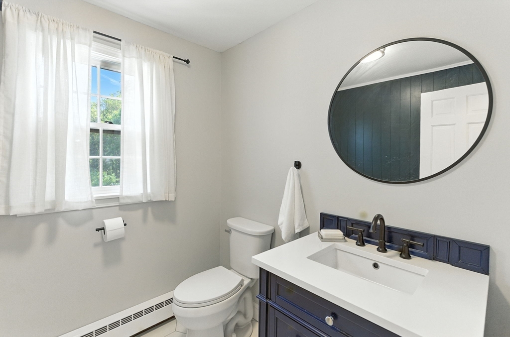 351 Farm Road Marlborough, MA 01752 - Photo 29 of 42