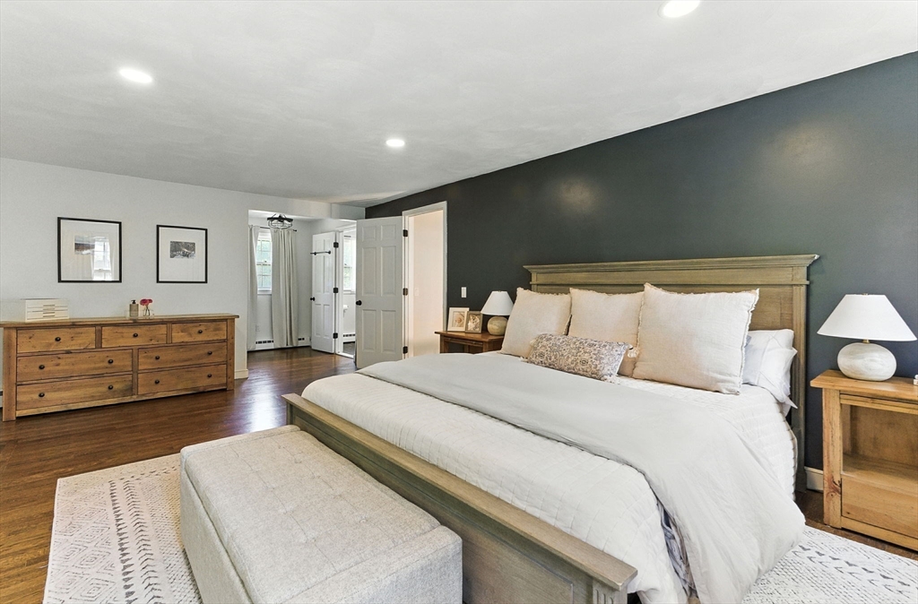 351 Farm Road Marlborough, MA 01752 - Photo 32 of 42