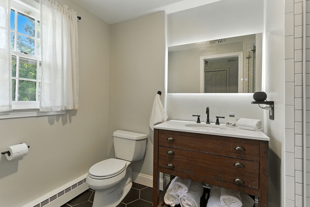 351 Farm Road Marlborough, MA 01752 - Photo 35 of 42