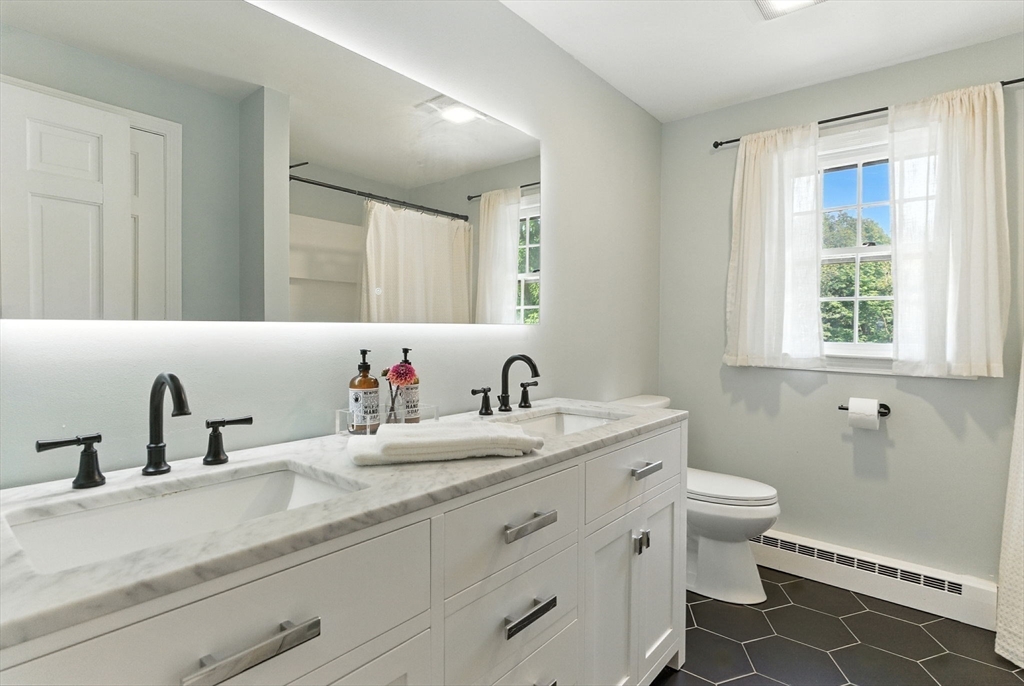 351 Farm Road Marlborough, MA 01752 - Photo 39 of 42