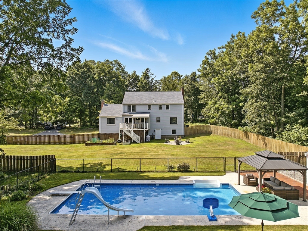 351 Farm Road Marlborough, MA 01752 - Photo 5 of 42