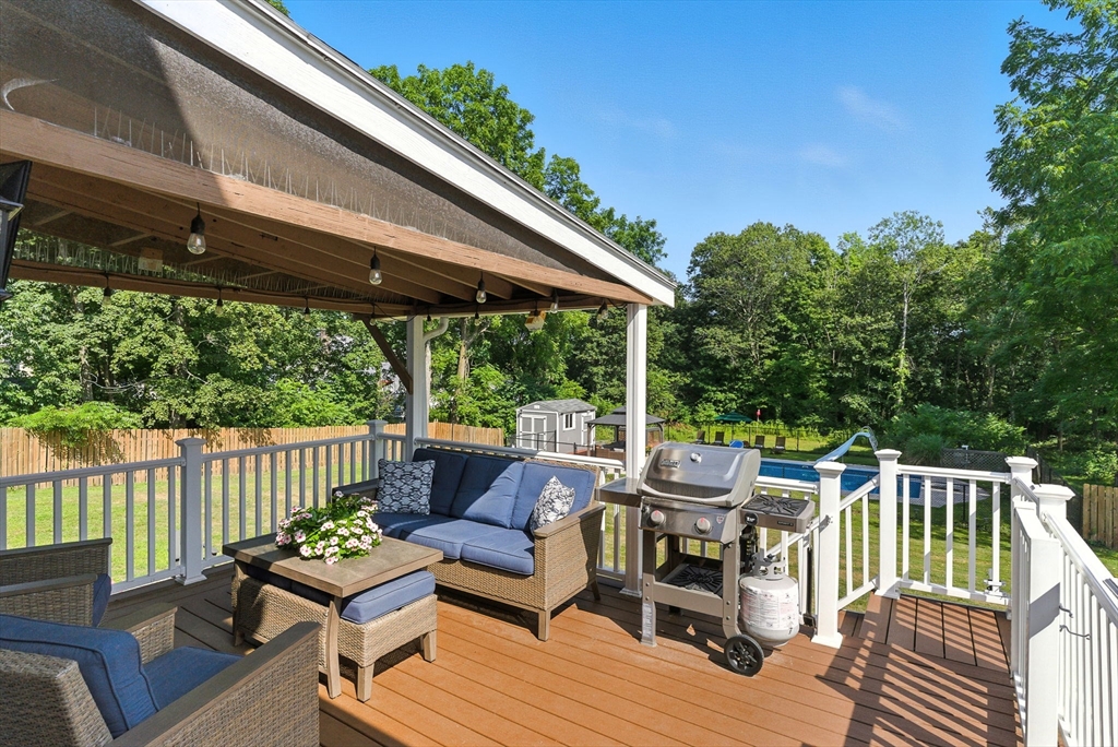 351 Farm Road Marlborough, MA 01752 - Photo 10 of 42