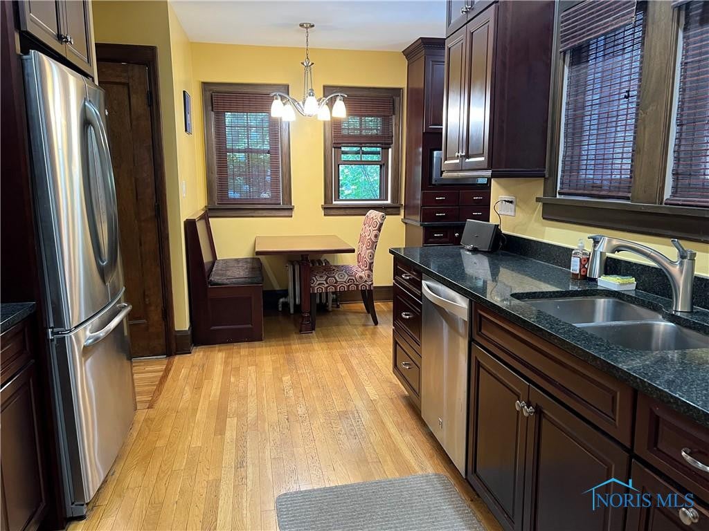 2378 Evergreen Road Toledo, OH 43606 - Photo 20 of 46 Gallery Image 20