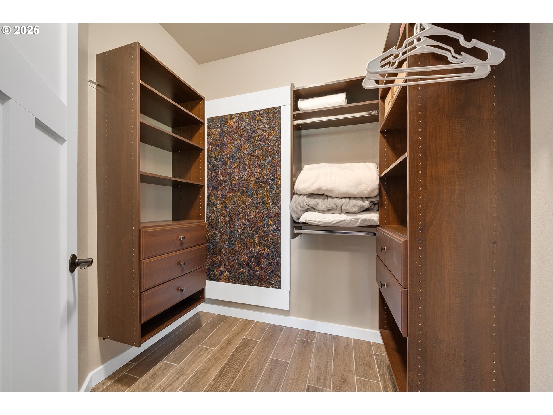 4380 Sequoia Loop Tillamook, OR 97141 - Photo 27 of 40 a view of walk in closet