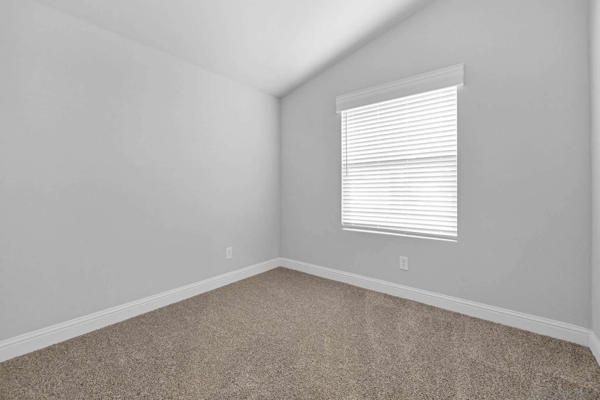 12044 Royal Road, Unit 63 El Cajon, CA 92021 - Photo 18 of 25 Gallery Image 18