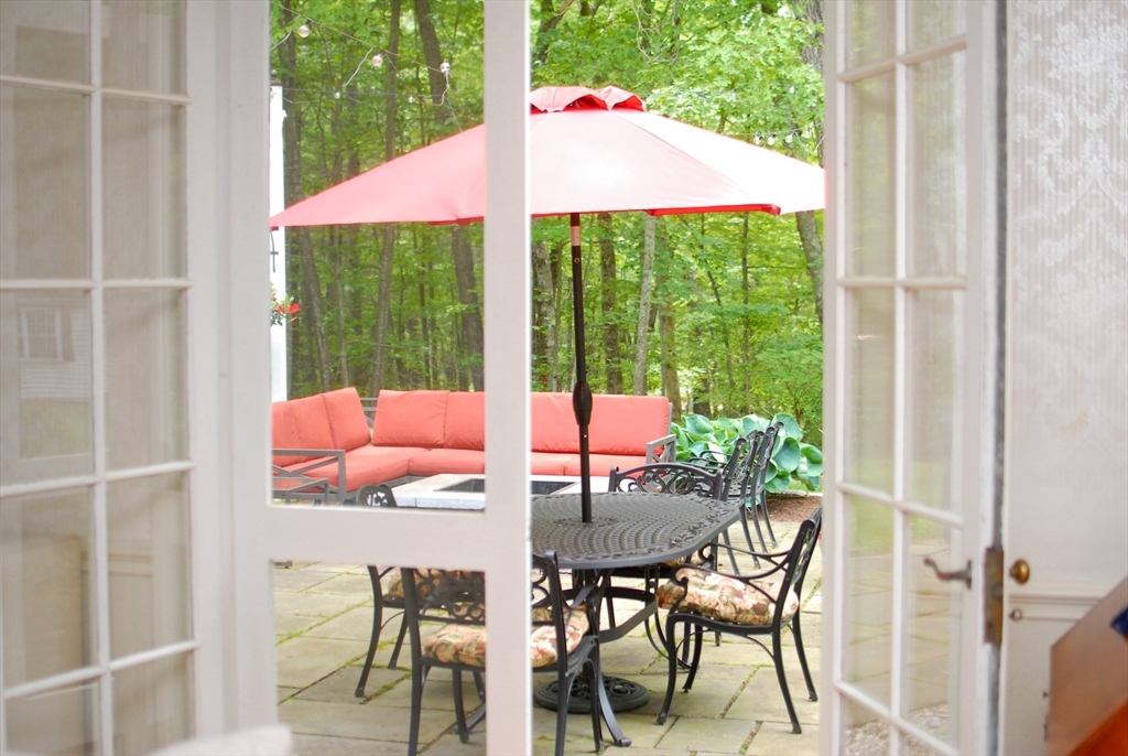 96 Lexington Road Lincoln, MA 01773 - Photo 8 of 41