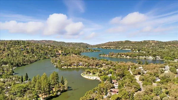 $499,900 | 13672 Sun Forest Drive, Penn Valley, CA 95946