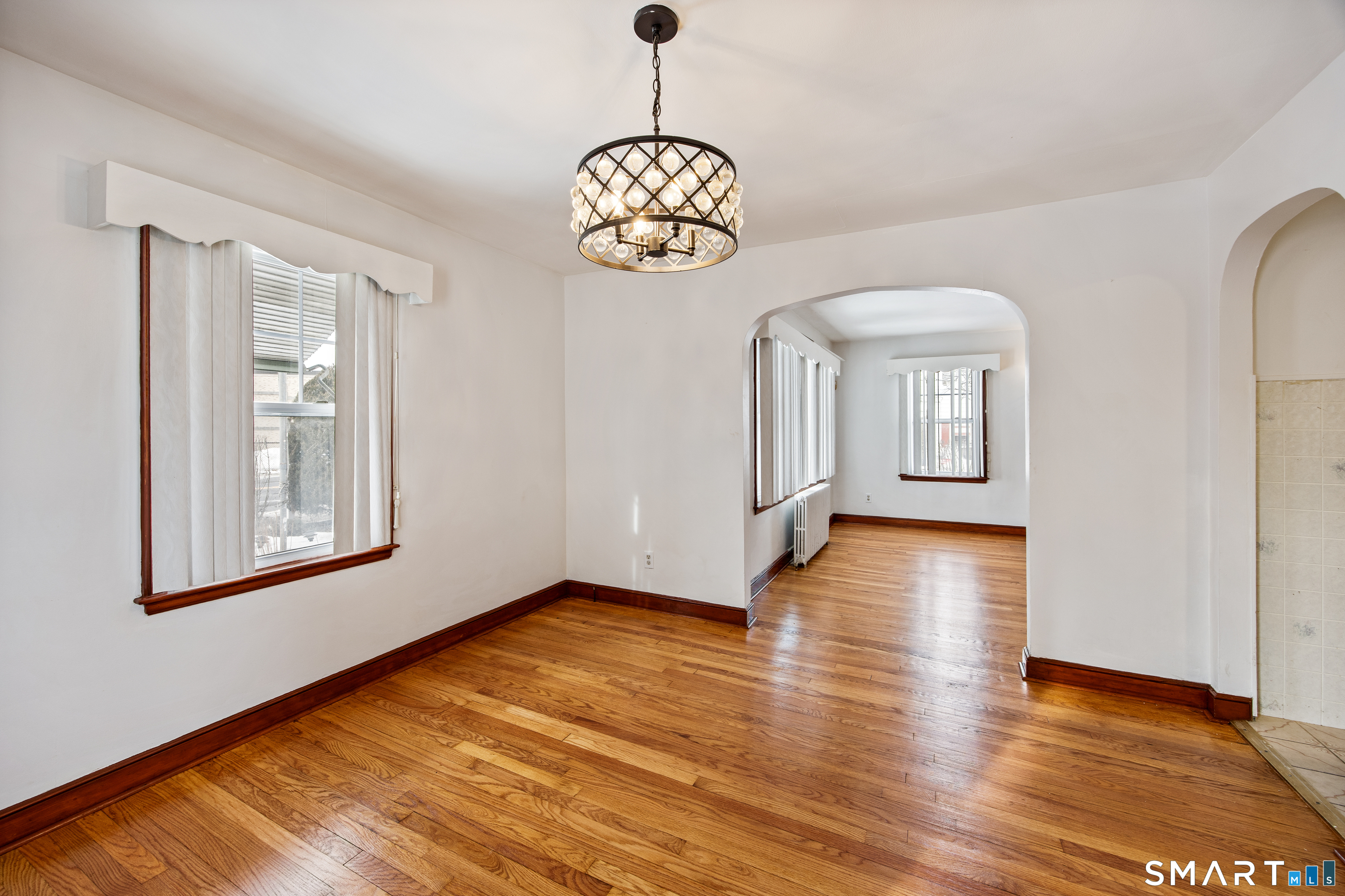 441 Highland Avenue Waterbury, CT 06708 - Photo 14 of 38