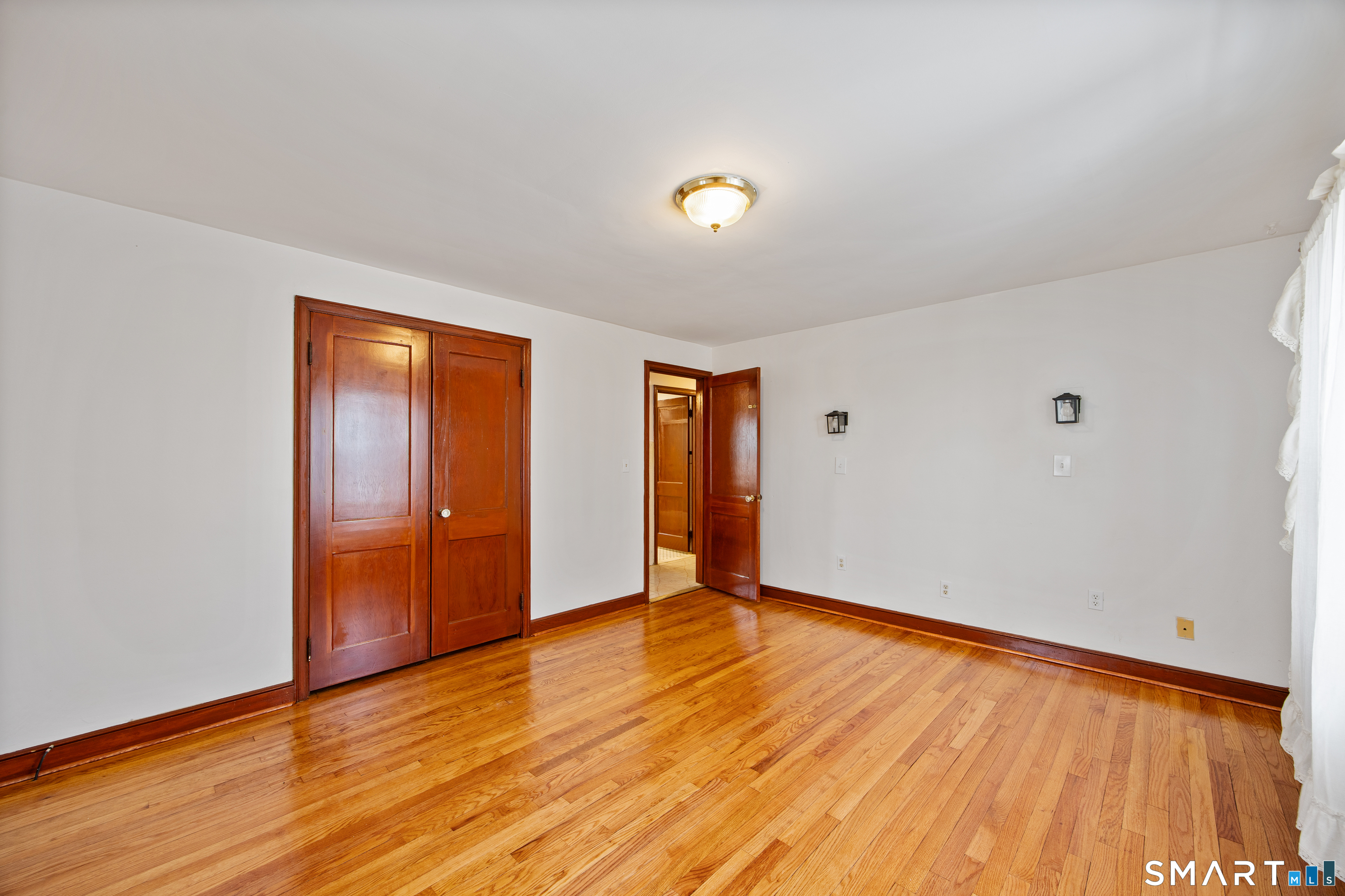 441 Highland Avenue Waterbury, CT 06708 - Photo 22 of 38