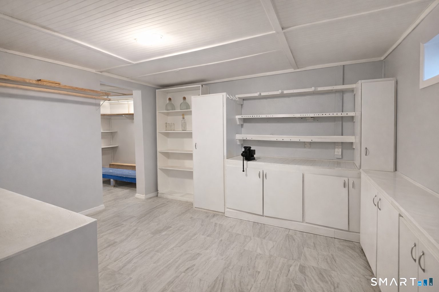 441 Highland Avenue Waterbury, CT 06708 - Photo 32 of 38