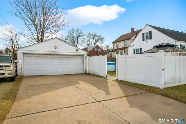 $335,000 | 441 Highland Avenue, Waterbury, CT 06708