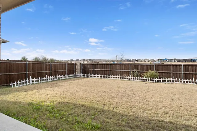 $2,700 | 5216 Timber Pt Drive, Princeton, TX 75407