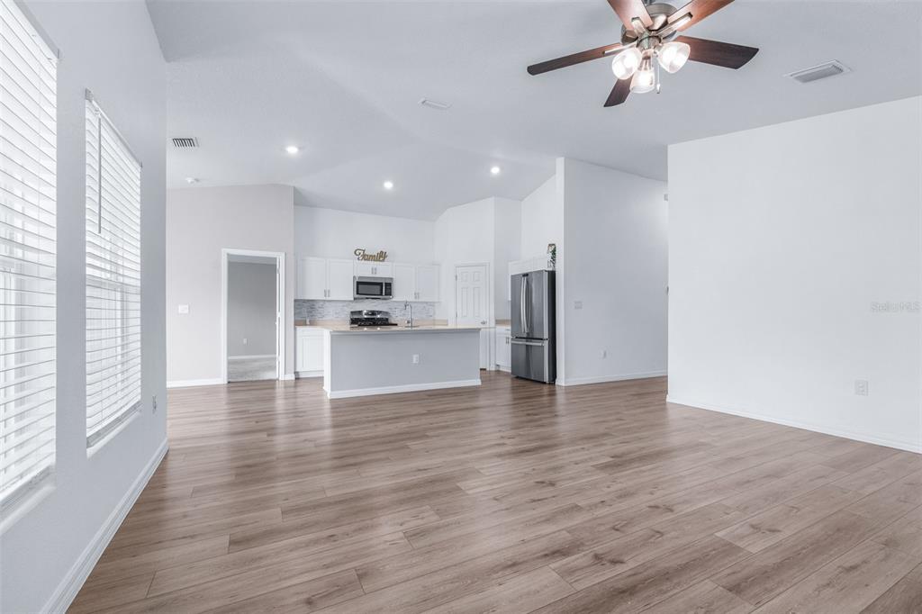 12781 Canter Call Road Lithia, FL 33547 - Photo 16 of 45 Gallery Image 16
