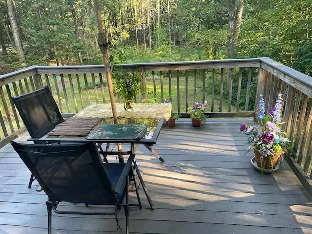 $489,000 | 7 Miles Road, Amherst, NH 03031