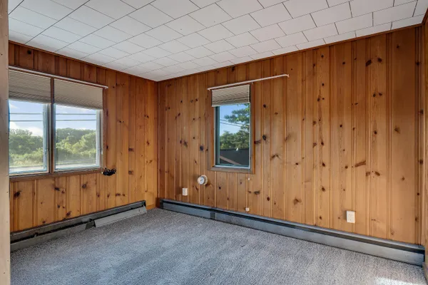 $689,000 | 2128-2130 Highway 16, La Crosse, WI 54601