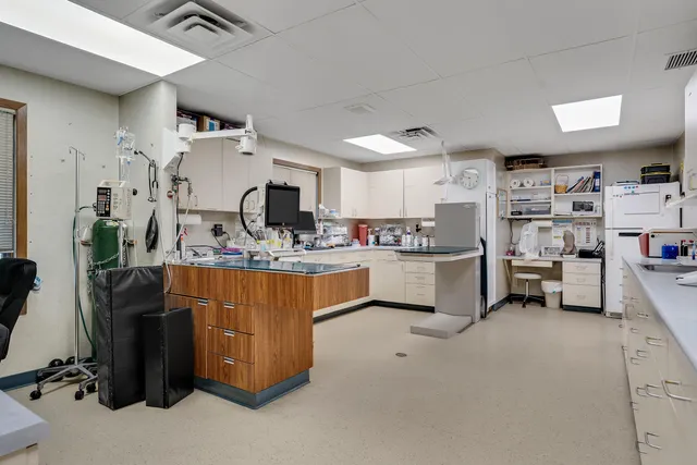 $689,000 | 2128-2130 Highway 16, La Crosse, WI 54601