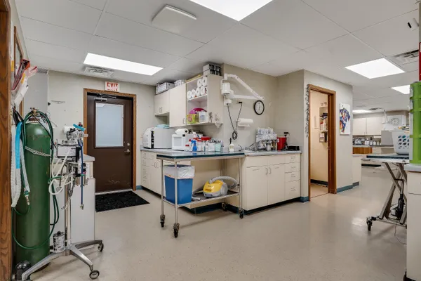 $689,000 | 2128-2130 Highway 16, La Crosse, WI 54601
