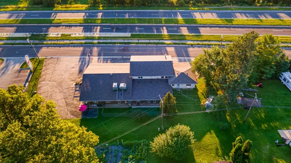 $689,000 | 2128-2130 Highway 16, La Crosse, WI 54601