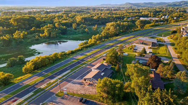 $689,000 | 2128-2130 Highway 16, La Crosse, WI 54601