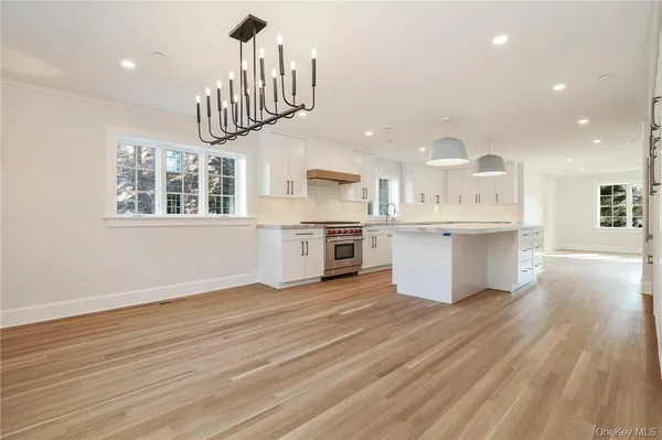$3,200,000 | 40 Mendota Avenue, Rye, NY 10580
